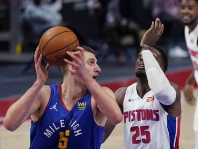  nikola jokic dominacija sa detroitom 