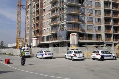  beograd muskarac pao sa gradilista  