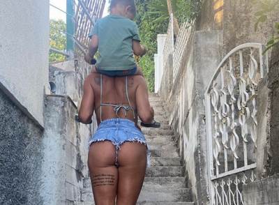  milica dabovic slika golog dupeta komentari 