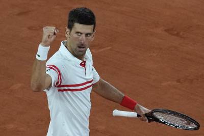 POSLEDNJI POEN ZA PAMĆENJE - OVAKO JE NOVAK UŠAO U FINALE: Rafa je pao, Đoković kao stena u epskom spektaklu! (VIDEO) 