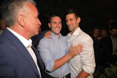  novak djokovic dosao u beograd vatromet 