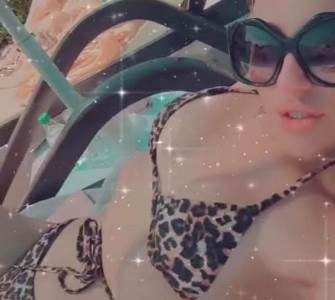  ana je imala 105 kila sad grmi u bikiniju 