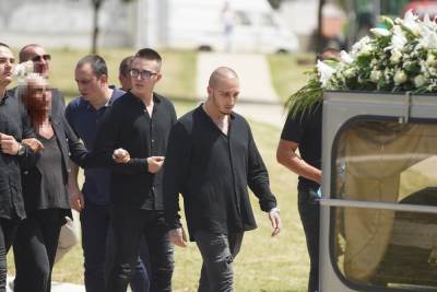  vuk mob sahranio oca 