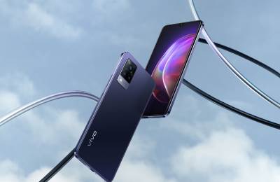  vivo smartphone with flying camera pametni telefon sa letećom kamerom 