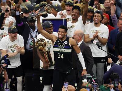  Janis Adetokumbo nba 