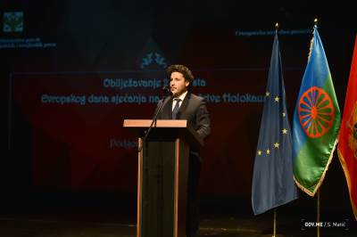  abazovic o romima u cg 