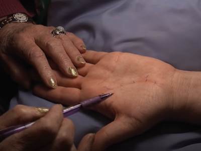  slovo m na dlanu sta znaci 