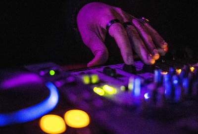  Korona-virus-Cacak-mladi-zurke 