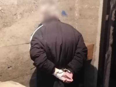  manijak masturbirao pred djecom u rijeci 