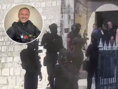  specijalac petar knezevic kod cetinjskog manastira 