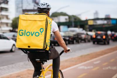  Akcija „Glovo“: Inspekcije i policija provjeravaju rad dostavljačkih službi u Podgorici 