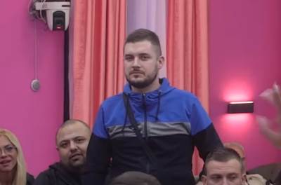  nikola grujic  imao seks-aferu sa svastikom 