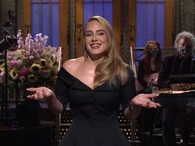  adel otkrila detalje sin 