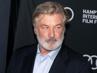   Alek Boldvin optužen je za ubistvo Haline Hačins na setu filma "Rust" 