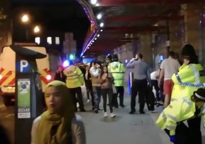  HAPŠENJE ZBOG TERORISTIČKOG NAPADA U BRITANIIJI! Uhvaćen na aerodromu, policija u šoku kad je rekao koliko ima godina 