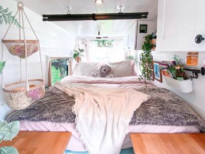  mladi par iz londona kombi kuca 