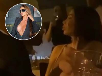  soraju i njenog momka izbacili iz kafane  