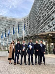  evropa sad podrzan iz brisela 