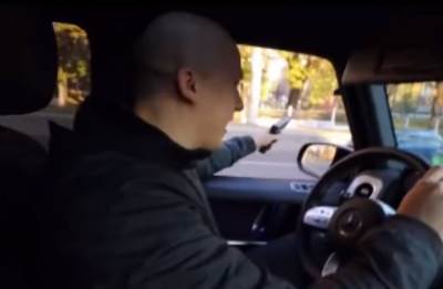  baka prase potegao pistolj 