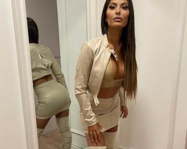  ana radulovic u minicu 