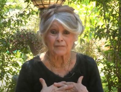  Brižit Bardo htjela da abortira 