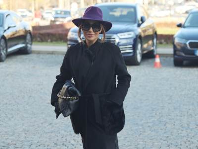  Ana nikolic se seli iz srbije 