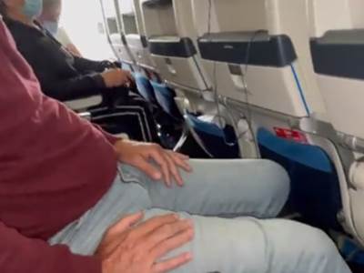  putnici u avionu u Amsterdamu 