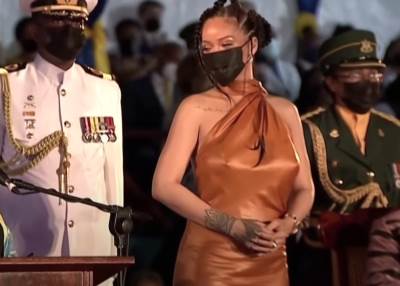  rijana bez donjeg vesa na ceremoniji 