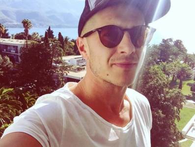  Pevač Aleksandar Cvetković Sale ima novu partnerku 