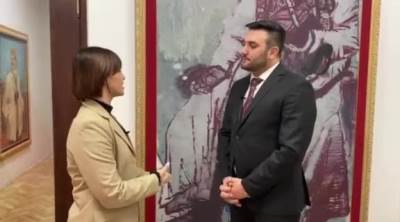  Vlada treba da isplatiti Bajčetiću 4.500 eura  