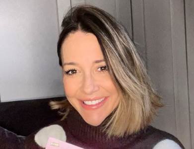  Marijana Mićić sa muzem i bebom 