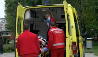  Zbog TikTok izazova tinejdžerki u Australiji slomiljen je vrat. 