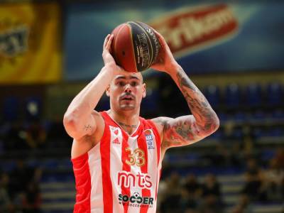  Majk Cirbes (31) produžio je ugovor sa Crvenom zvezdom 