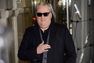  dejan matic vozio prijatelje u automobilu 