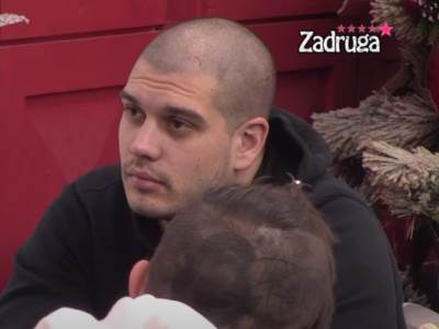  dejan zadruga poklon sat 
