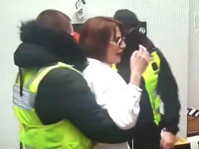  Tara Simov diskvalifikovana iz zadruge 