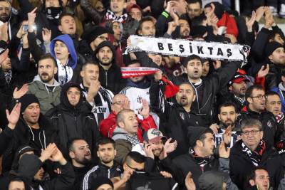  Bešiktaš ima seksi navijača (FOTO) 