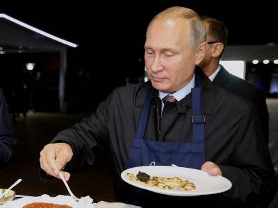  Putin u februaru smenio oko 1.000 članova osoblja zbog straha da će ga otrovati 