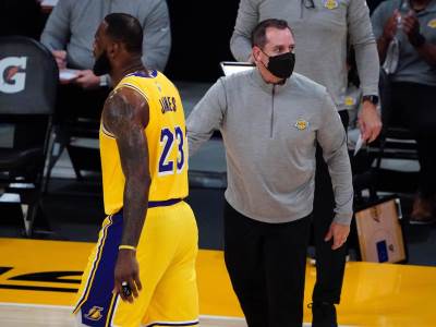  Lebron Džejms i Frenk Vogel 