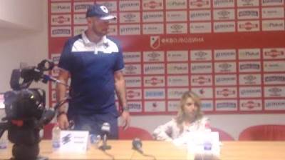  Zenga nervozan u Novom Sadu 