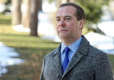  Dmitrij Medvedev upozorio Evropu na posledice ako uvede sankcije na ruski gas 
