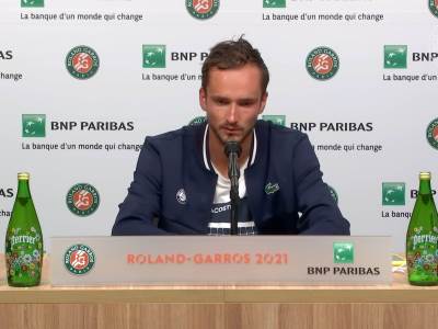  Teniseri iz Rusije i Bjelorusije biće zabranjeni i na Rolan Garosu 