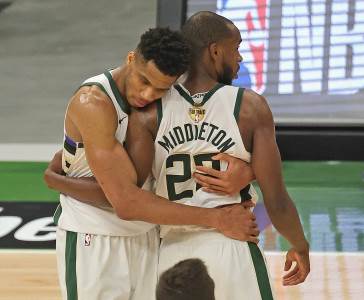  Janis Adetokumbo Kris Midlton 