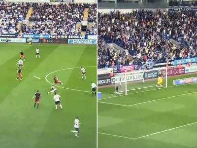   Dion Čarls dao gol sa pola terena 