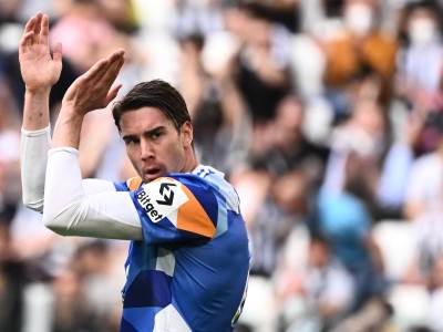  Dušan Vlahović najružniji dres Juventusa 