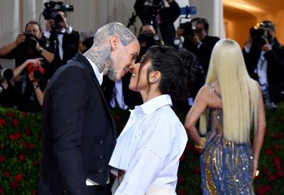  kortni i trevis met gala 