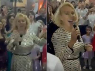  lepa brena pjeva na svadbi sina suzane jovanovic 