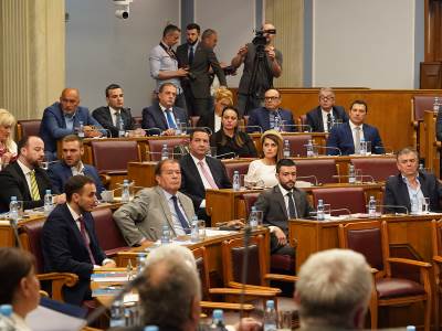  SKUPŠTINA: USVOJENA REZOLUCIJA POVODOM VOJNE AGRESIJE RUSIJE NA UKRAJINU! 