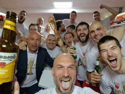  Košarkaši Crvene zvezde proslavili aba ligu 