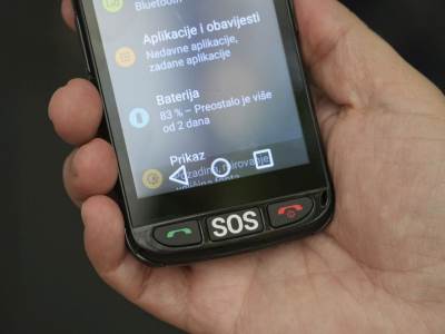  pametni telefoni za starije 